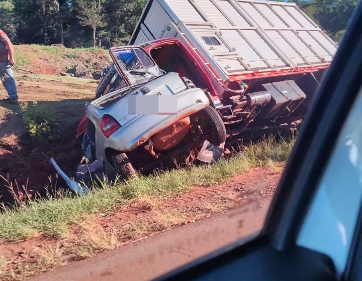 Aristóbulo del Valle choque frontal dejó un fallecido y un herido