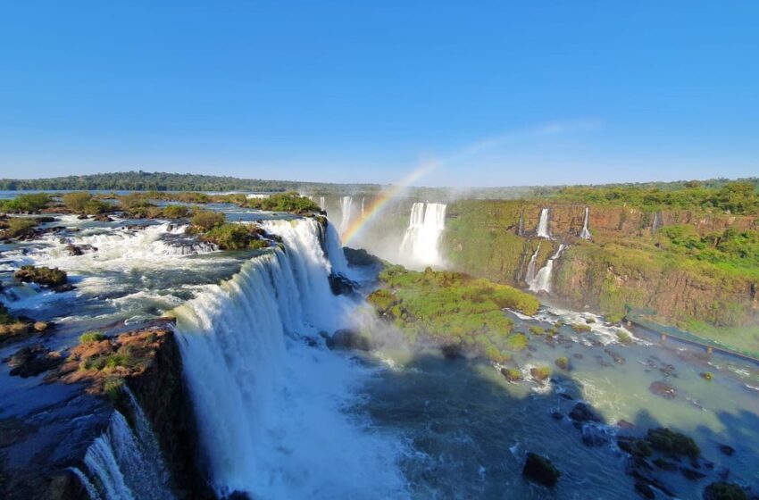  Las Cataratas brasileñas pueden recibir a 350 personas por hora