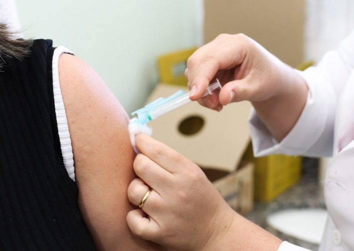  Continua la aplicación de vacunas anticovid en el CAPS de Belén