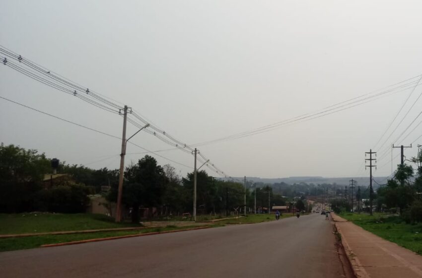 El humo que cubre gran parte de la provincia se debe a “incendios en el Amazonas y Paraguay”