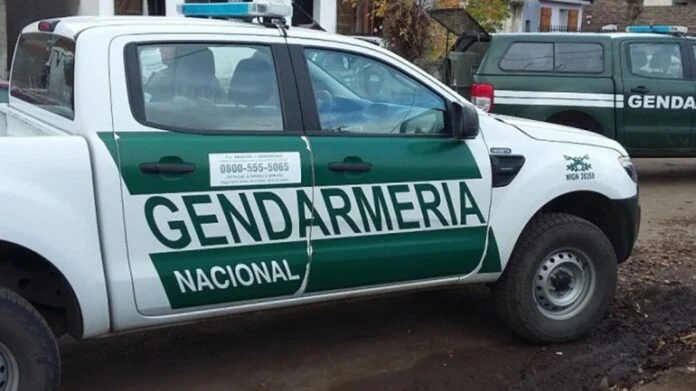  Detuvieron a cinco gendarmes por asociación ilícita: recibían coimas para liberar el control en paraje Urugua-í