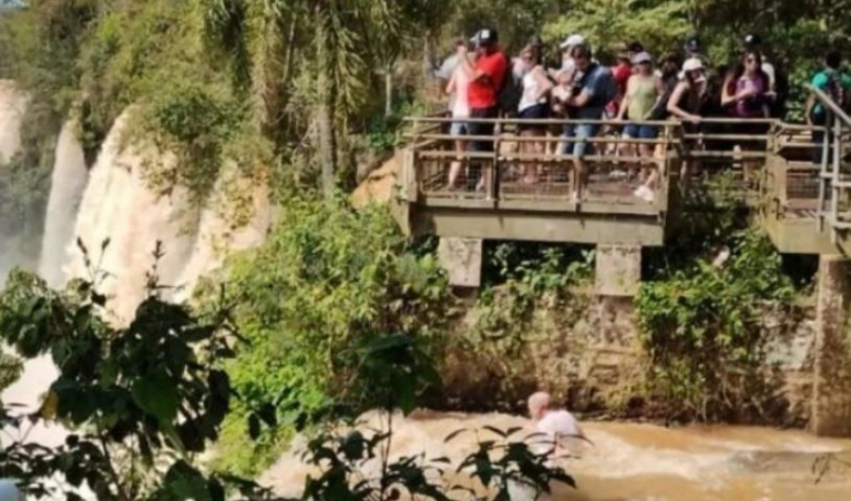  Confirman que el cuerpo encontrado en Brasil pertenece al turista que cayó desde el Paseo Bosetti