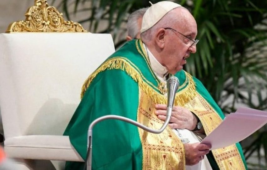  «No nos dejemos engañar por el populismo ni sigamos a falsos mesías», remarcó el Papa