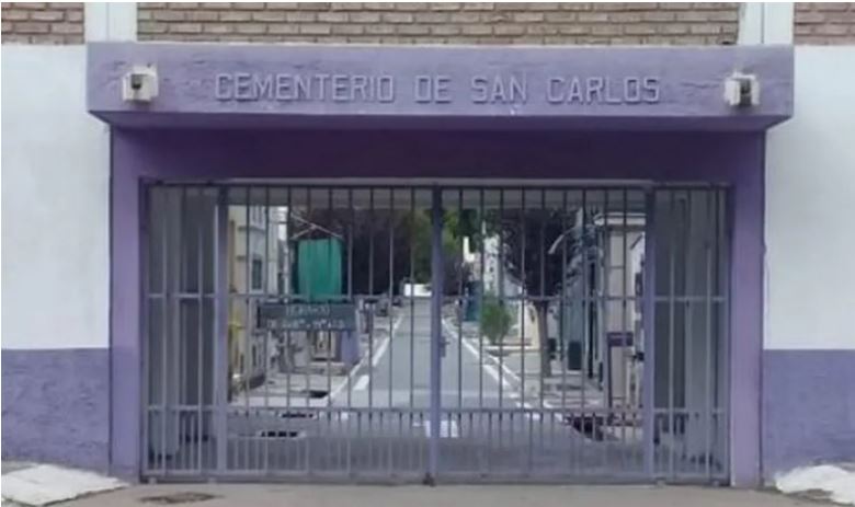  Misterio en Mendoza: Se le cayó la pelota dentro de un cementerio, la fue a buscar y nunca salió