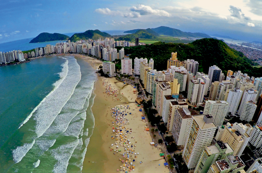  En Florianópolis se desató una epidemia de diarrea y el Instituto de Medio Ambiente de Santa Catarina determinó que las playas del norte de esa isla no son aptas para el baño
