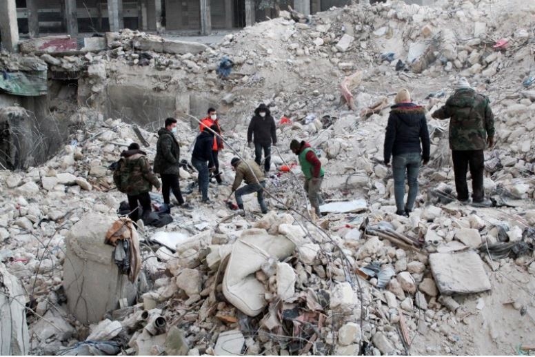  Ya son más de 16 mil los muertos por el terremoto en Siria y Turquía: bajan las esperanzas de hallar sobrevivientes