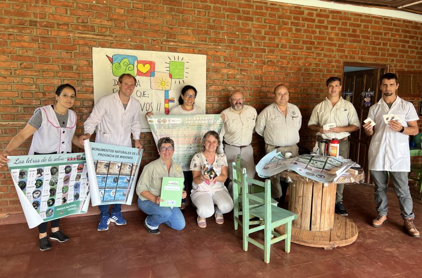  Se dio inicio a la entrega de los materiales didácticos de Educación Ambiental en las escuelas primarias de Iguazú y Andresito