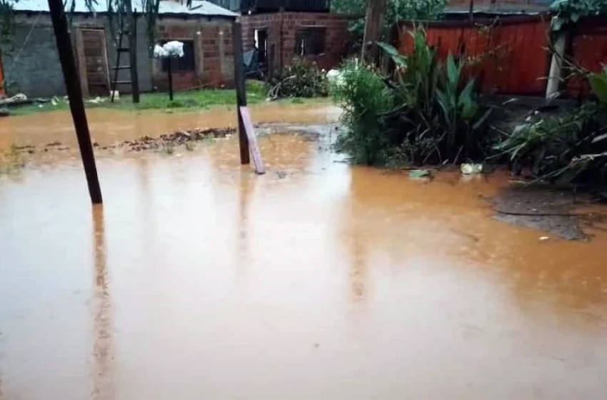  Lluvia torrencial causó inundaciones en Puerto Iguazú