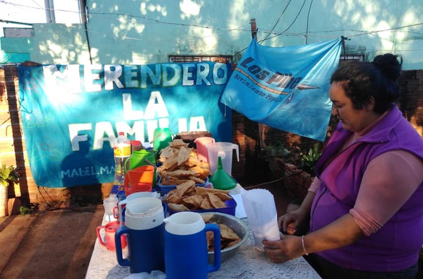  El Merendero «La Familia» está solicitando abrigos, frazadas y calzados para los vecinos del B° Cataratas