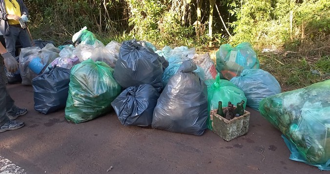  Jornada de recolección de residuos en el Parque Nacional Iguazú en conmemoración del Día Mundial del Ambiente
