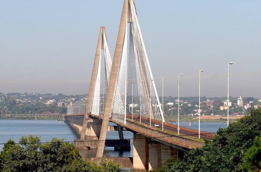  Evaluaron propuestas orientadas a no realizar filas en el Puente San Roque : autoridades de paraguay solicitaron “un tiempo”