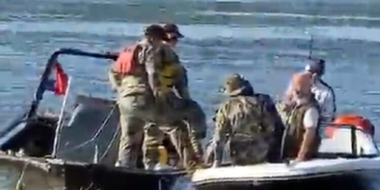  Tras la denuncia de pescadores argentinos, la Armada paraguaya “contraataca”