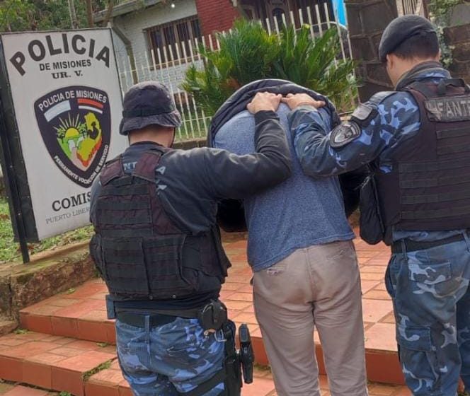  Arrestaron a uno de los sospechosos por el robo de una camioneta en Puerto Libertad