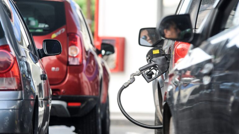  Aún no está claro si aumentarán los combustibles en marzo
