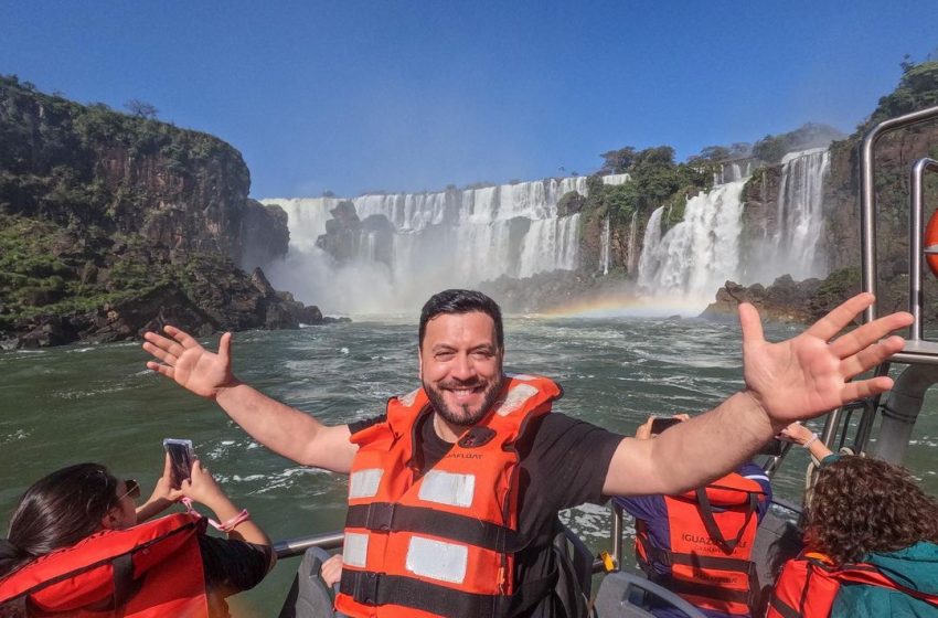  Lucas Sugo disfrutó de un día en familia en las cataratas del Iguazú