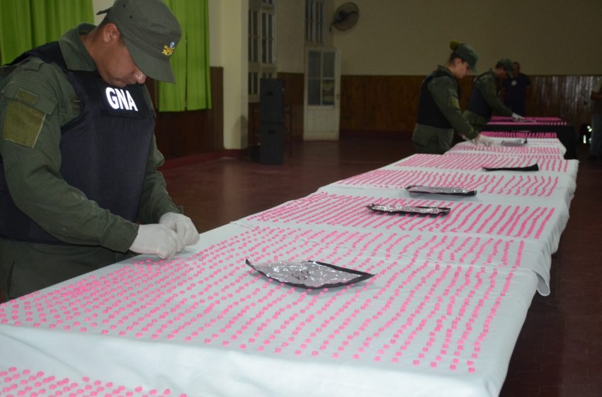  Éxtasis, cocaína rosa y marihuana en una encomienda enviada desde Iguazú