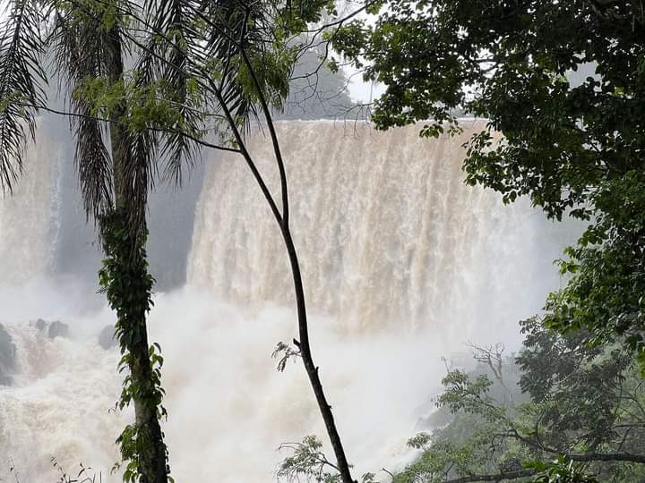 Monitorean las condiciones de las cataratas del Iguazú