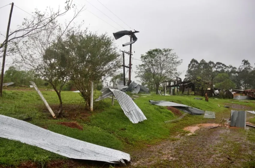  El paso de la tormenta en Salto Encantado: «El vendaval que levantó los techos fue con mucho granizo»