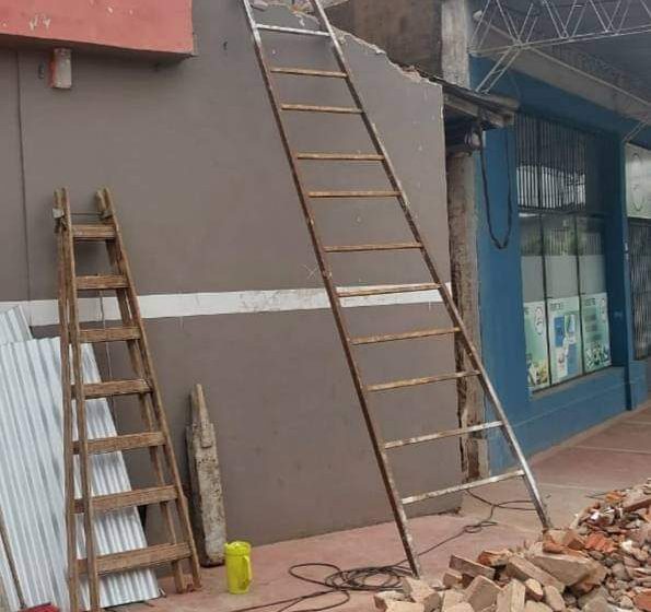  Un obrero resultó con lesiones de gravedad tras caer de una construcción en Puerto Iguazú