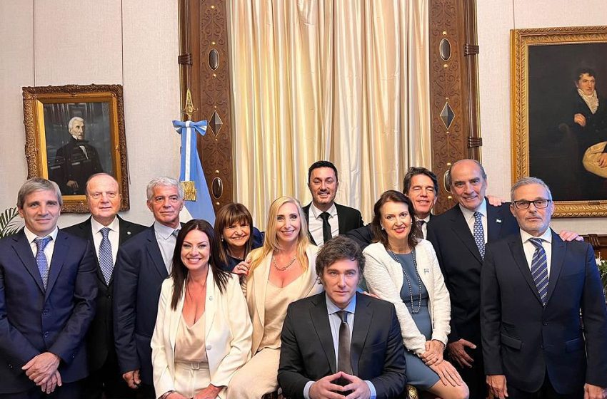  Milei encabezará la primera reunión junto a sus ministros en Casa Rosada