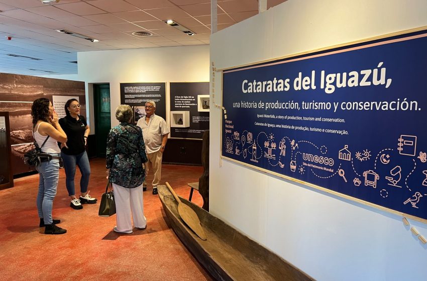  Inauguración de la Exposición «Cataratas del Iguazú: Una Historia de Producción, Turismo y Conservación» en el Viejo Hotel Cataratas