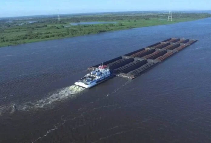  Polémica por la Hidrovía | El canciller de Paraguay destacó que mientras siguen las negociaciones, las embarcaciones de ese país no están pagando el peaje