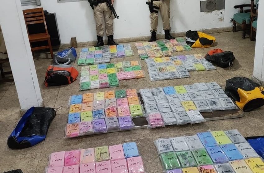  Operativo “Fondo blanco”: secuestramos casi 300 kilos de cocaína en el Río de la Plata