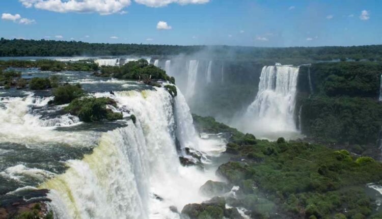  Cataratas Do Iguaçu, Brasil recibió 214.868 mil visitantes en enero