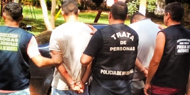  Atraparon a dos “narcodeliverys” con más de un kilo de cocaína en Posadas