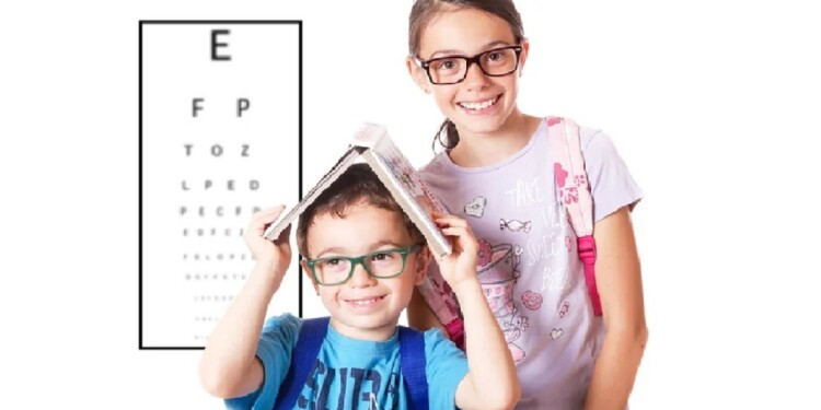  Regreso a clases: ¿por qué se recomienda que los chicos visiten al oftalmólogo una vez al año?