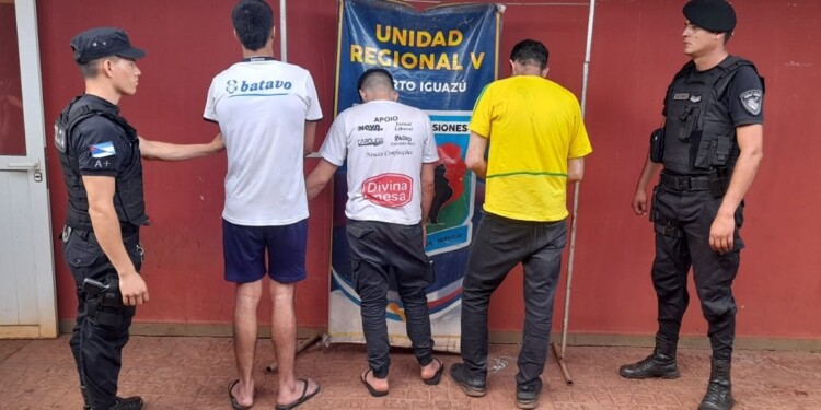  Se fugaron de comisaría pero los atraparon cuando estaban por cruzar a Brasil