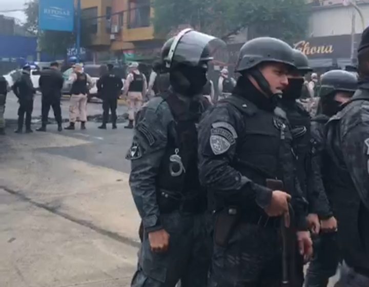  Tensión en Misiones: Protesta Policial en Posadas por Mejoras Salariales
