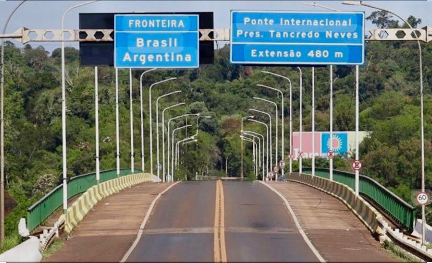  El PARLASUR tratará el problema del paso de Frontera entre en Foz do Iguaçu, Brasil y Puerto Iguazú, Argentina 