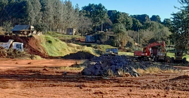  Acusan al intendente de San Vicente de usar maquinaria pública en su propiedad