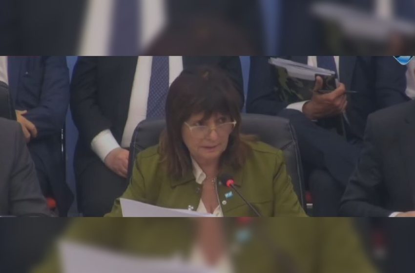  Bullrich anunció un cupo de importación y exportación para trabajadores de frontera