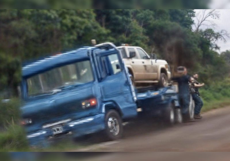  Tragedia: chofer sufrió un paro cardiaco mientras manejaba una grúa en plena ruta