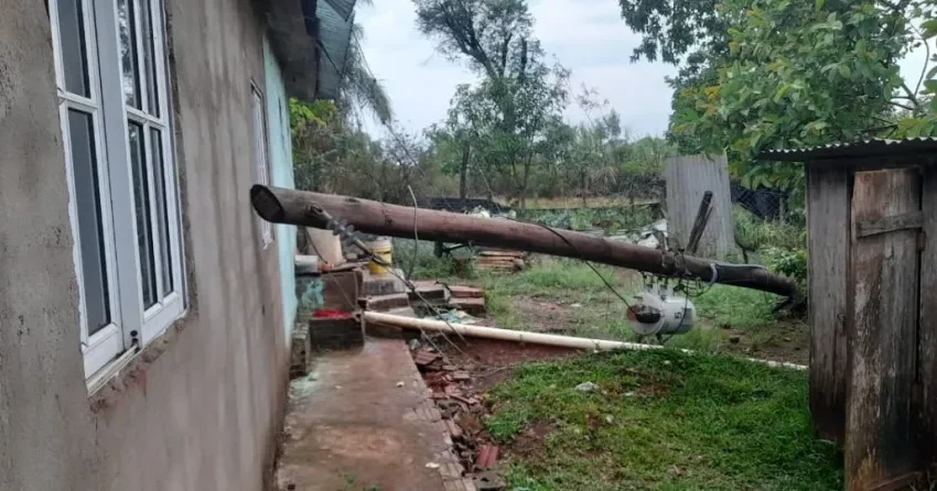  Persisten fallas en el servicio eléctrico en varios puntos de la provincia tras la tormenta