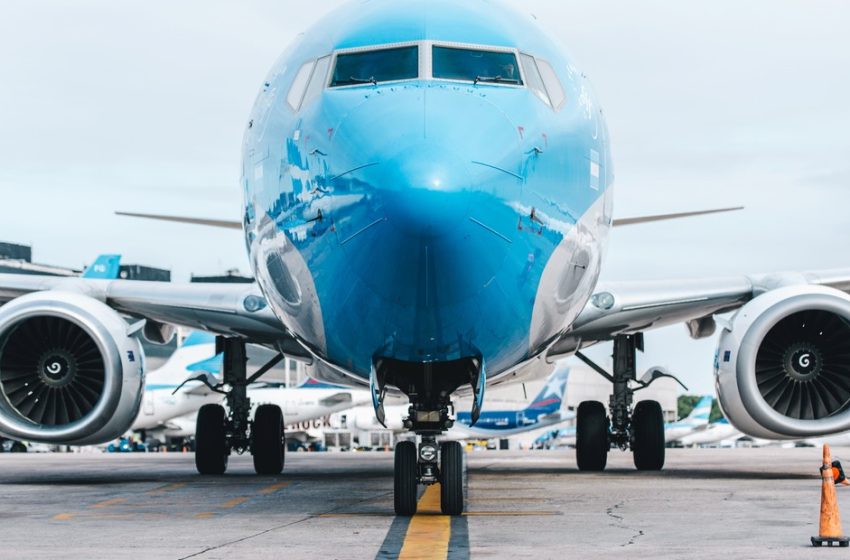  Aerolíneas Argentinas y los gremios aeronáuticos firmaron pre acuerdos de salarios y condiciones laborales