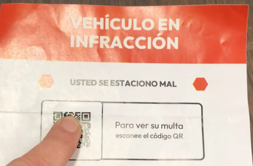  Nueva modalidad de estafa que genera terror: colocan multas falsas y piden escanear un QR