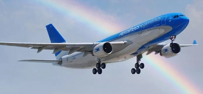  El Gobierno nacional lanzó una promoción con hasta 18 cuotas sin interés para vuelos de Aerolíneas Argentinas