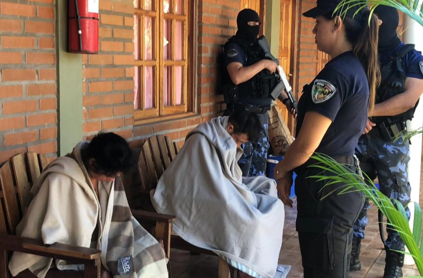  Pareja de narcodeliverys investigada por robo poseía drogas y un arma