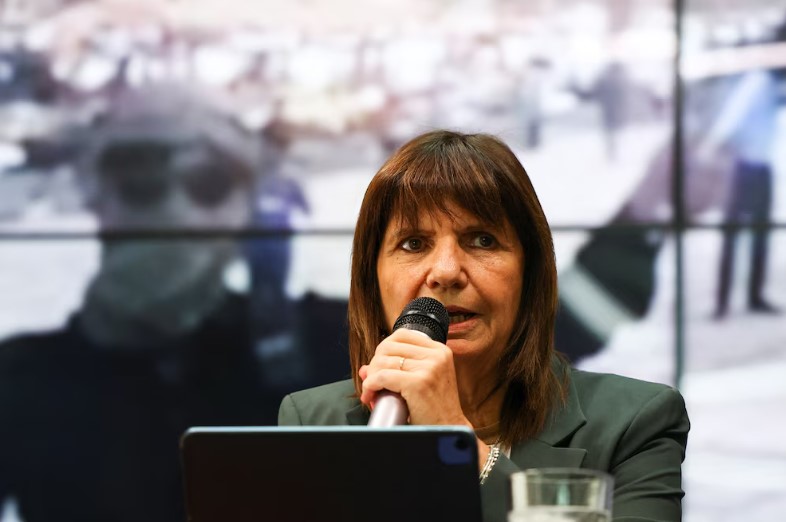  Patricia Bullrich aseguró que el Gobierno nacional intensificará el control en la zona de las tres fronteras