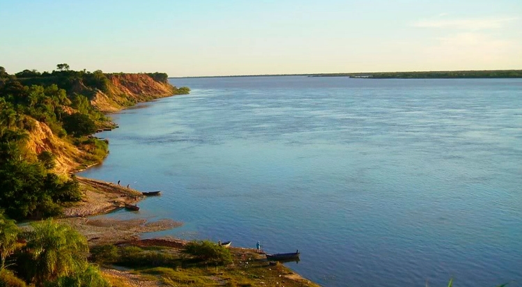  Corrientes: buscan a un niño de 7 años que desapareció en aguas del río Paraná