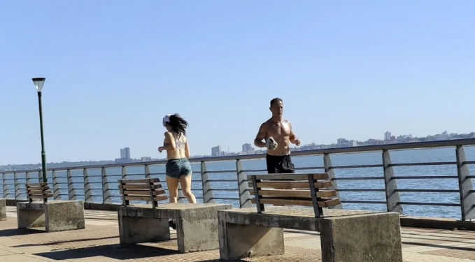  Inicio de semana bueno y caluroso con máximas de 37° y sensaciones térmicas alrededor de los 40°