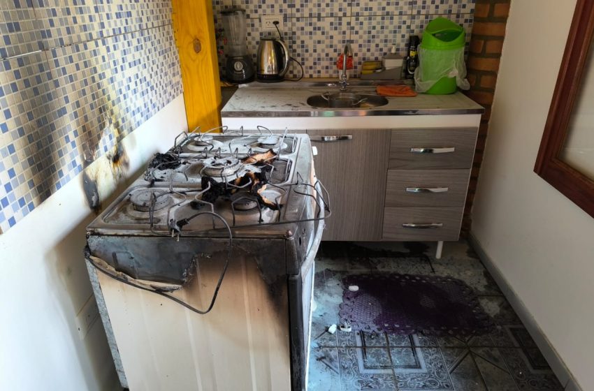  Hombre con quemaduras es internado tras explosión de cocina