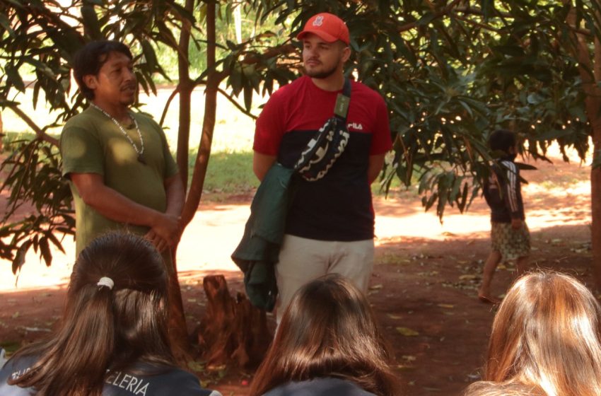  Charla sobre turismo cultural mbya guaraní en el marco de la Semana de los Pueblos Originarios