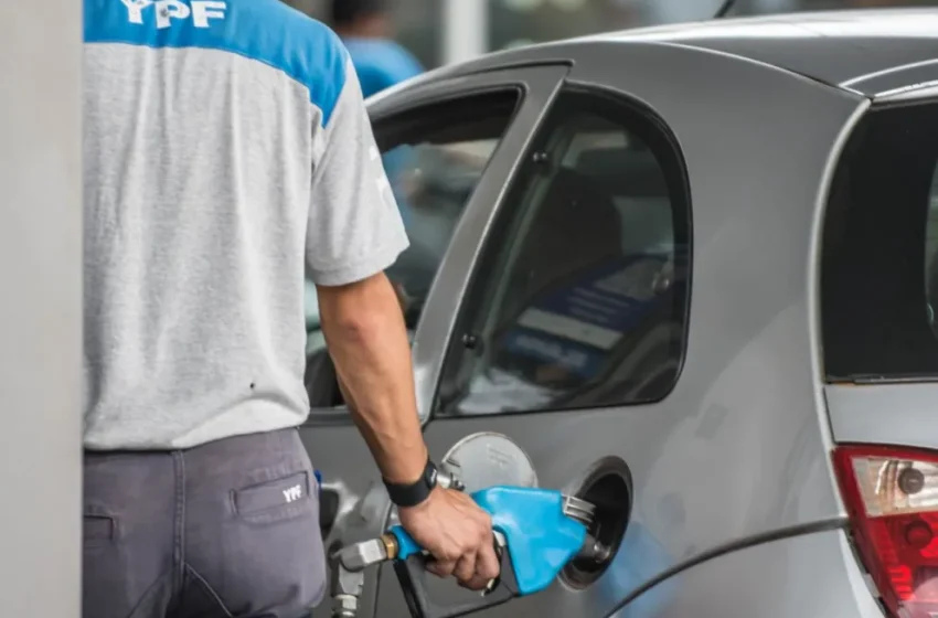  YPF bajará 4% los precios de la nafta y el gasoil a partir de este jueves