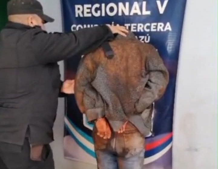 Robo frustrado en Puerto Iguazú: intentó sustraer una motocicleta y terminó detenido 5 Robo frustrado en Puerto Iguazú: intentó sustraer una motocicleta y terminó detenido