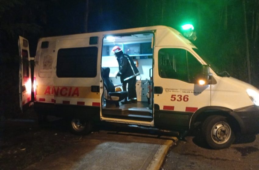  Rescataron a un adulto mayor que cayó en una pendiente en la zona del puerto de Iguazú