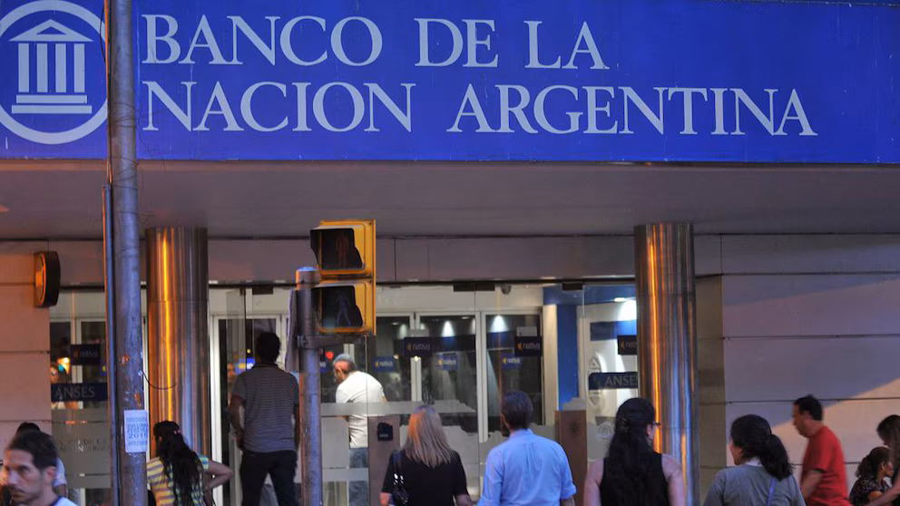 El Banco Nación lanza un plan de cierre y fusión de sucursales para ahorrar costos